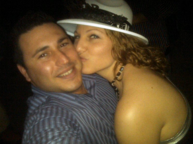 BOBBY KELLER and LISA CAPORASO's Honeymoon Registry
