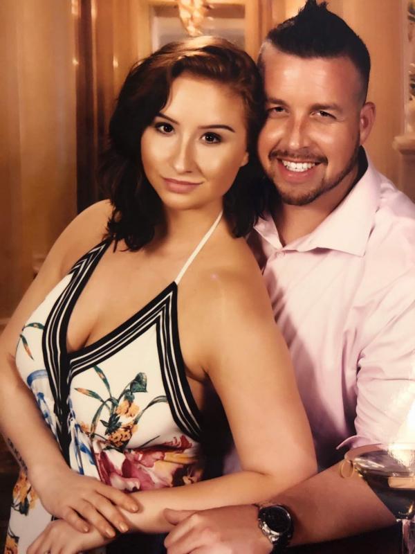 Jessica Wilson and Mike Christopolis' Honeymoon Registry